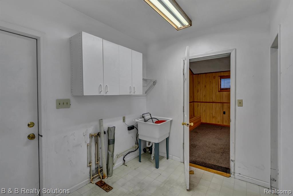 7493 S SAGINAW Street, New Lothrop, MI 48460 — Photo 29