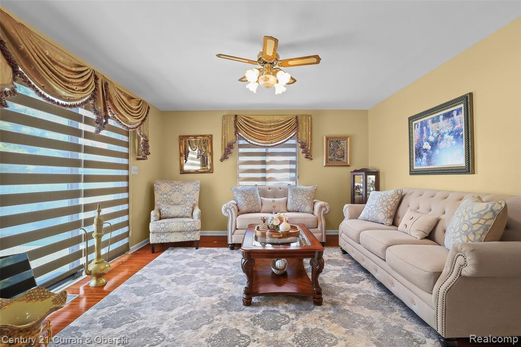 5296 Chase Road, Dearborn, MI 48126 — Photo 2