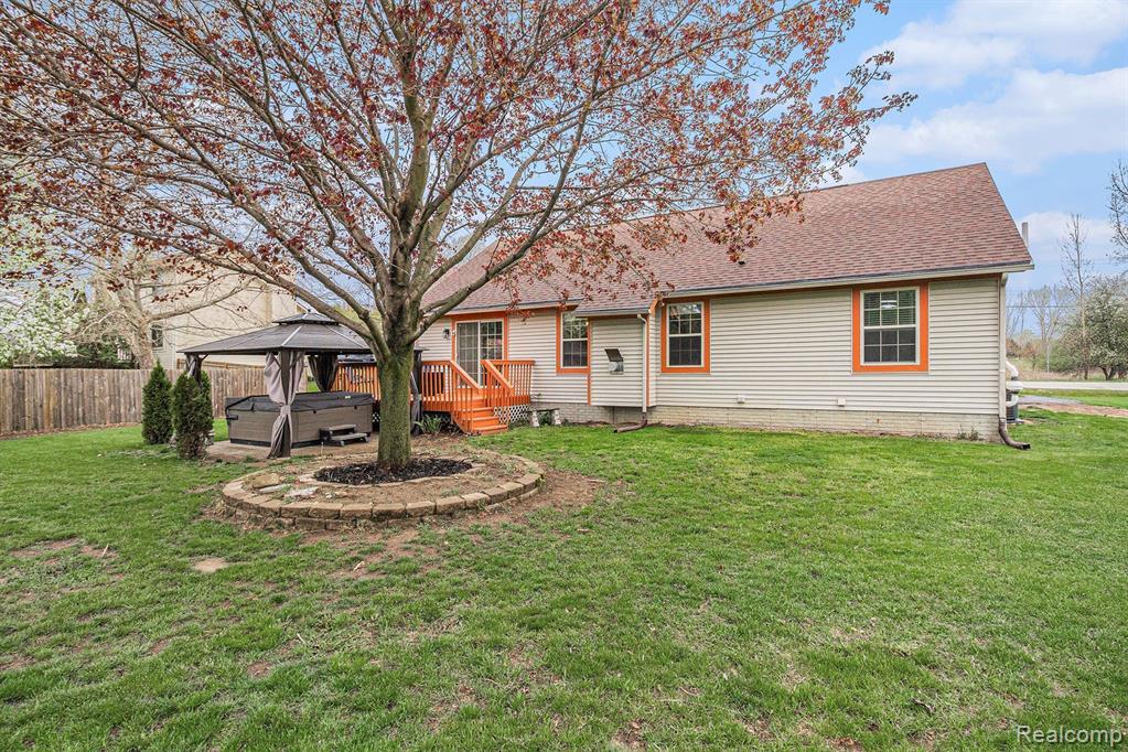 4251 E Rolston Road, Linden, MI 48451 — Photo 28