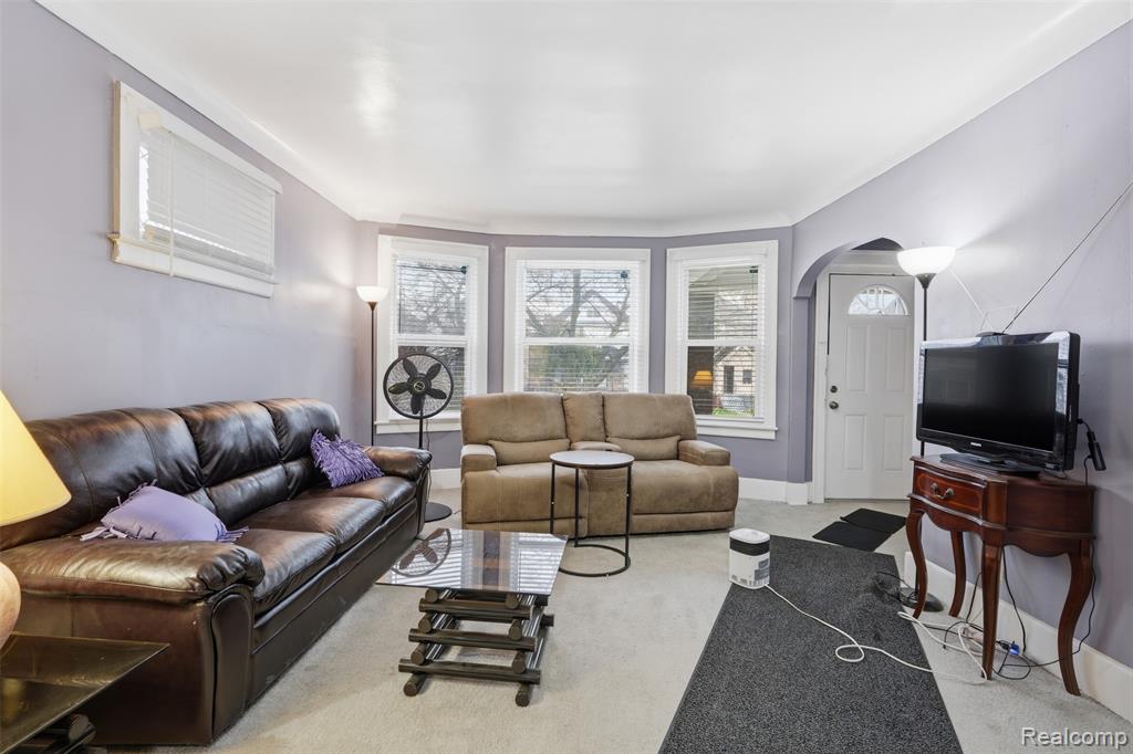 5145 Iroquois Street, Detroit, MI 48213 — Photo 4