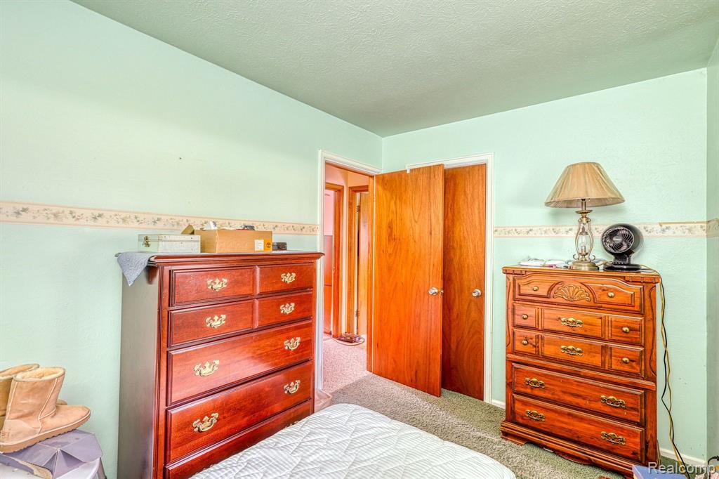 7592 VERNA Drive, Lambertville, MI 48144 — Photo 12