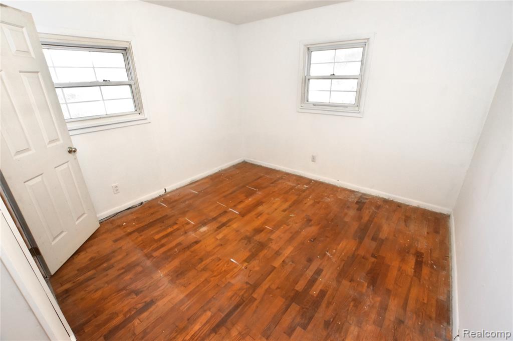 8107 E BRISTOL Road, Davison, MI 48423 — Photo 10
