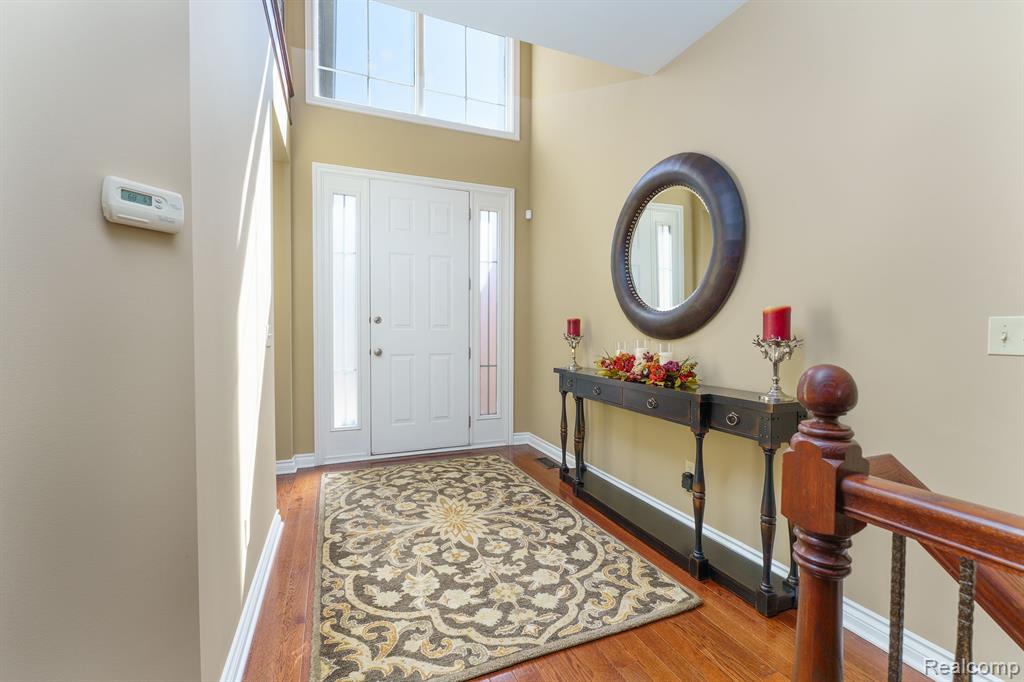 10725 WATERFALL, South Lyon, MI 48178 — Photo 4