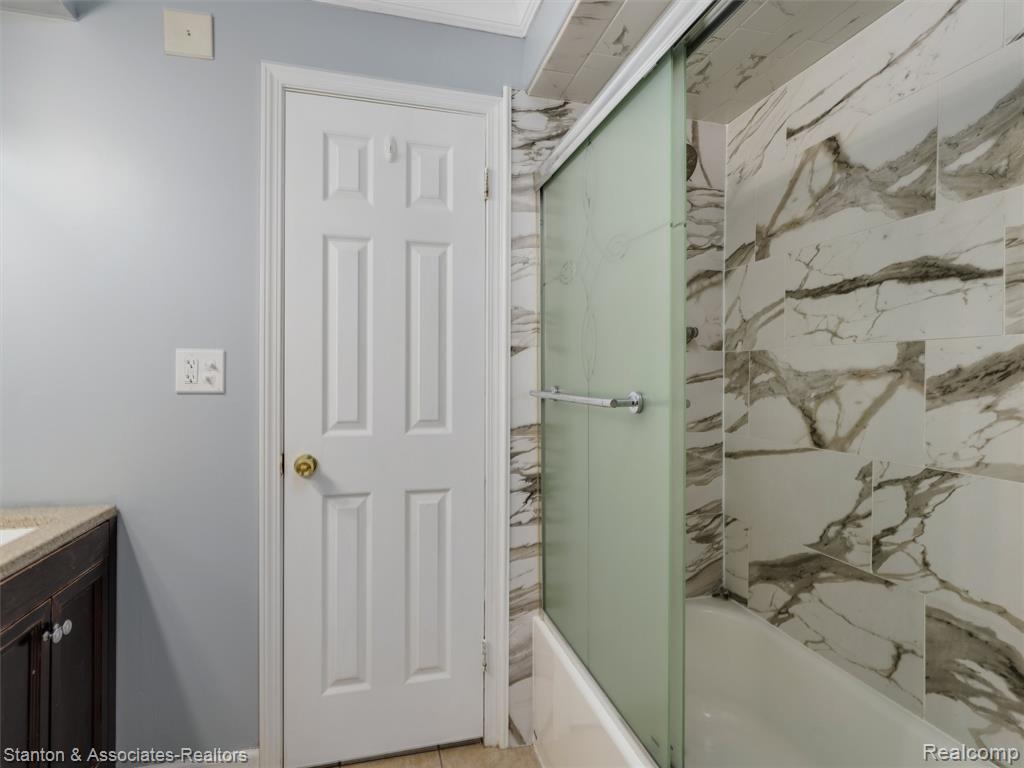 799 Kirts Boulevard, Troy, MI 48084 — Photo 18
