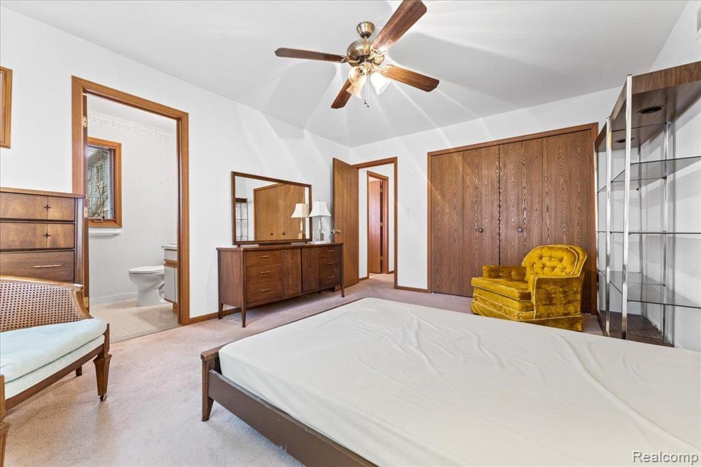 40643 WOODSIDE Drive, Clinton Twp, MI 48038 — Photo 15