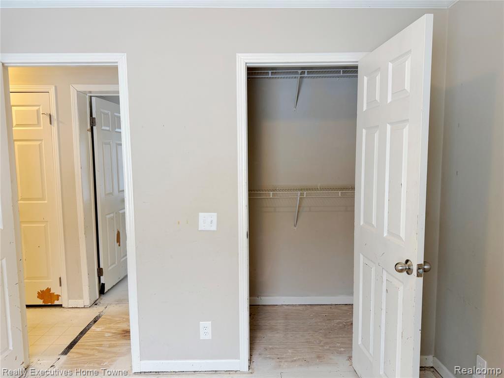 2045 Yeager Street, Port Huron, MI 48060 — Photo 19