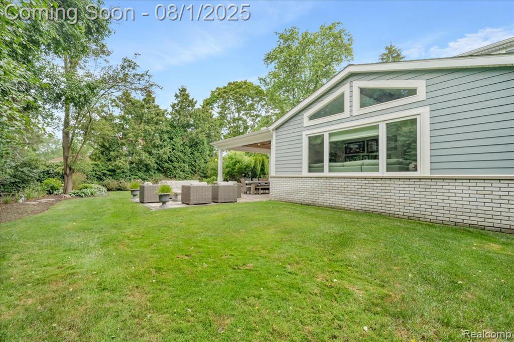 5624 Sutters Lane, Bloomfield Hills, MI 48301 — Photo 38