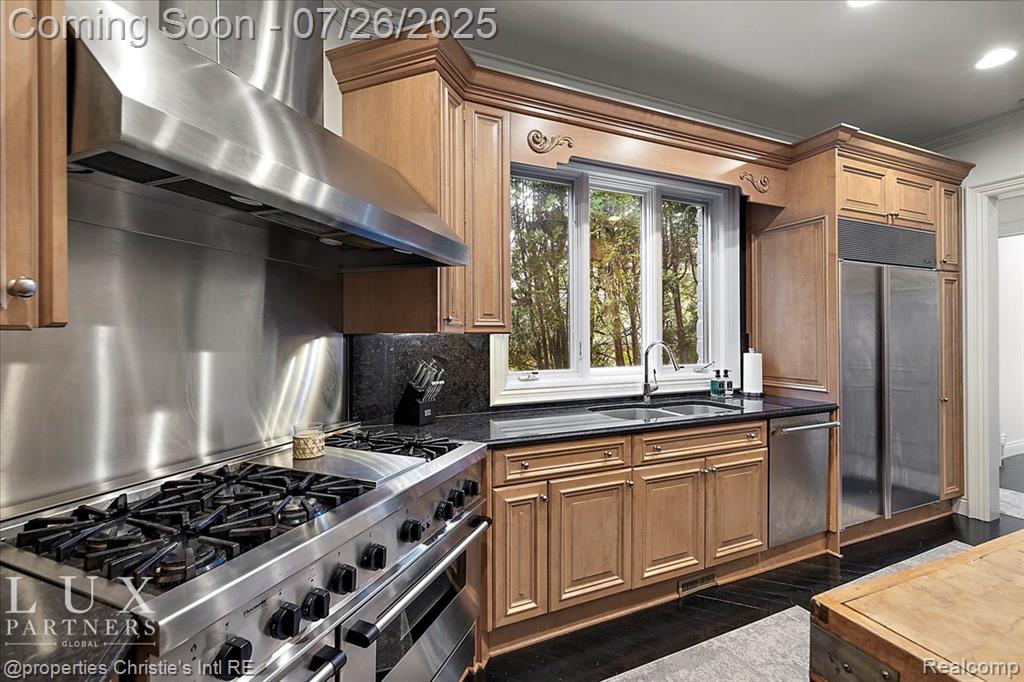 1010 LAKE SHORE Road, Grosse Pointe Shores, MI 48236 — Photo 21