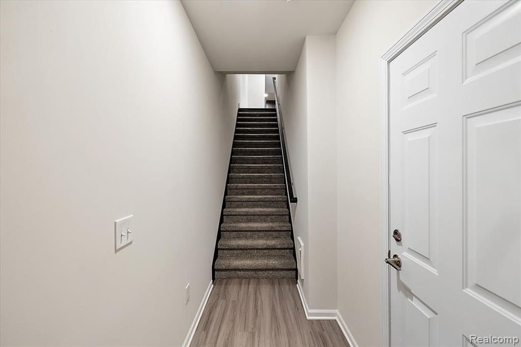 8292 Heywood Circle, 4, Sterling Heights, MI 48312 — Photo 5