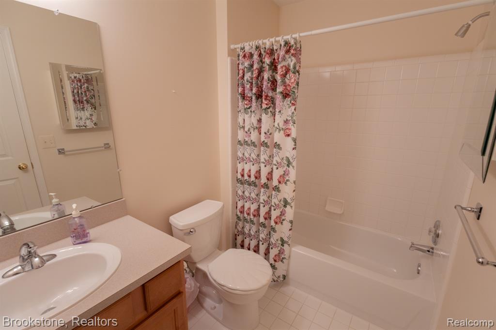 44138 Kendyl, Sterling Heights, MI 48314 — Photo 10