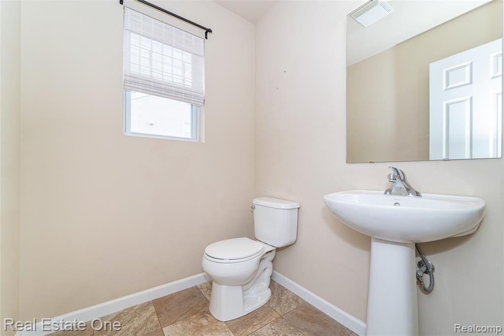750 Dewars Street, Howell, MI 48843 — Photo 16