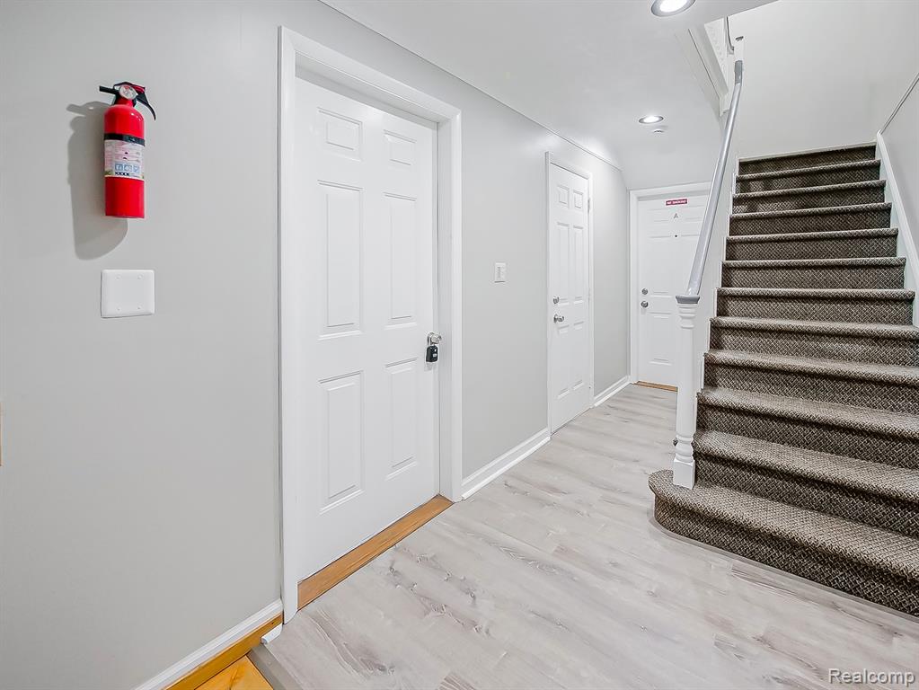 3170 Dixie Highway, Waterford, MI 48328 — Photo 16