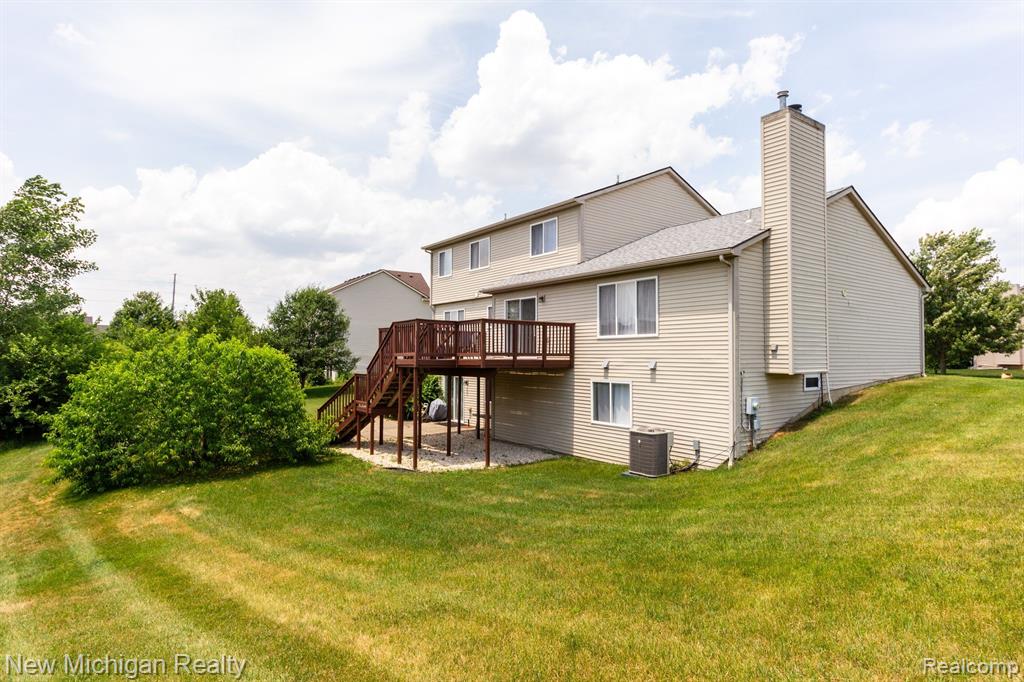 4898 WINDANCER Drive, Ypsilanti, MI 48197 — Photo 45