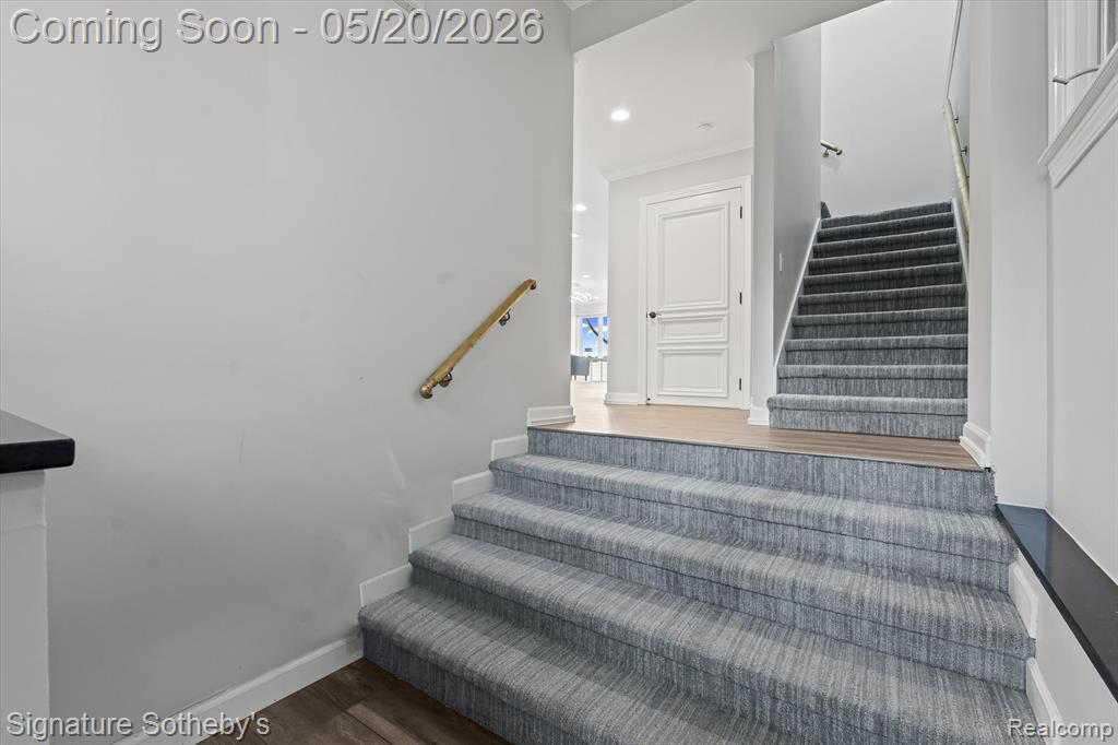 727 McDougal Drive, Waterford, MI 48327 — Photo 35