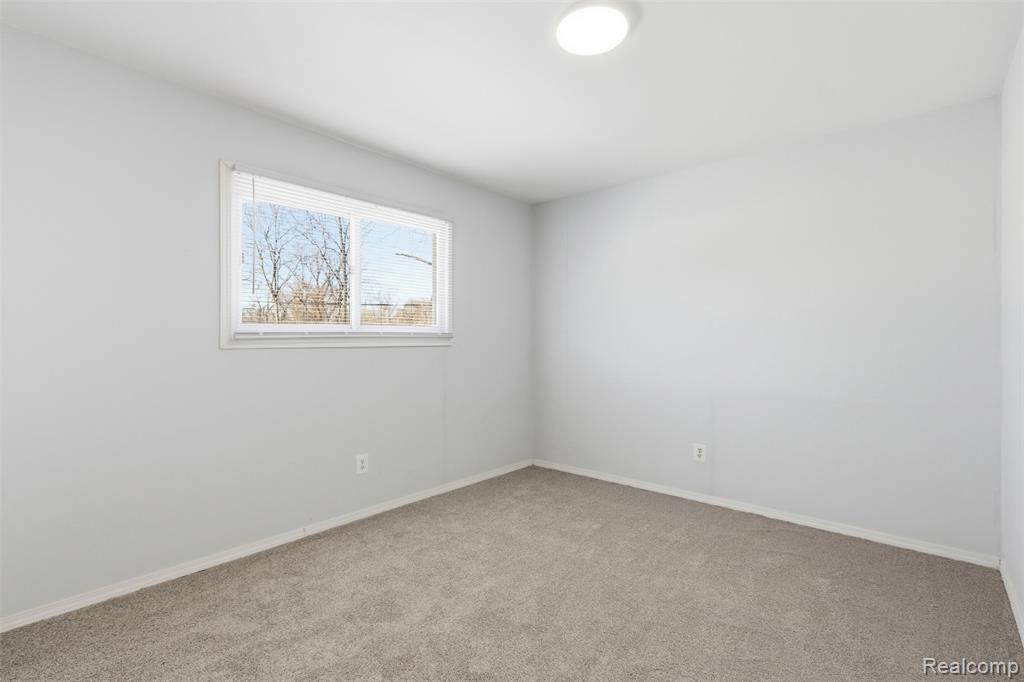 15465 Trinity Street, Detroit, MI 48223 — Photo 11