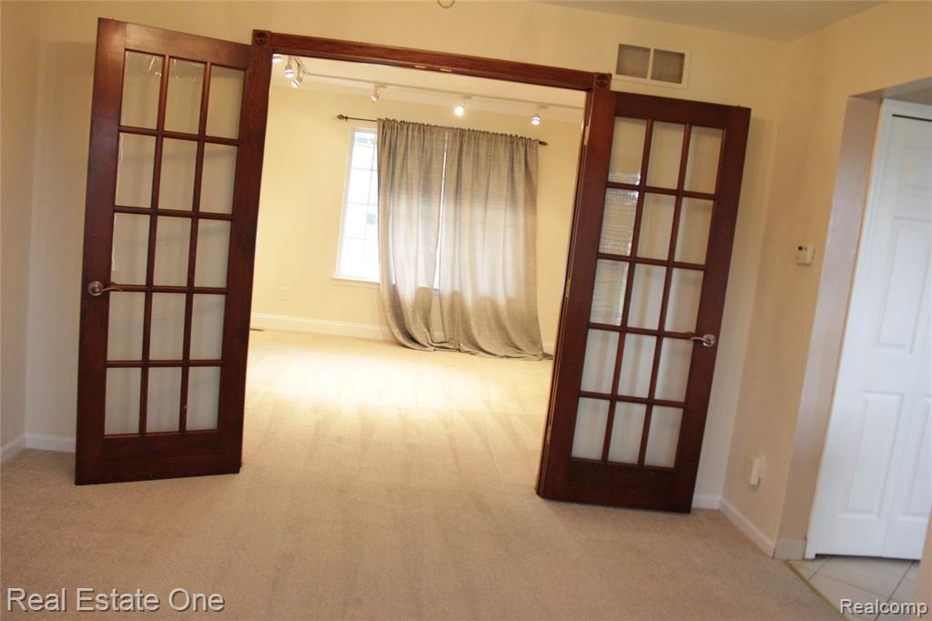 40690 Bluesprings Court, Canton, MI 48188 — Photo 25