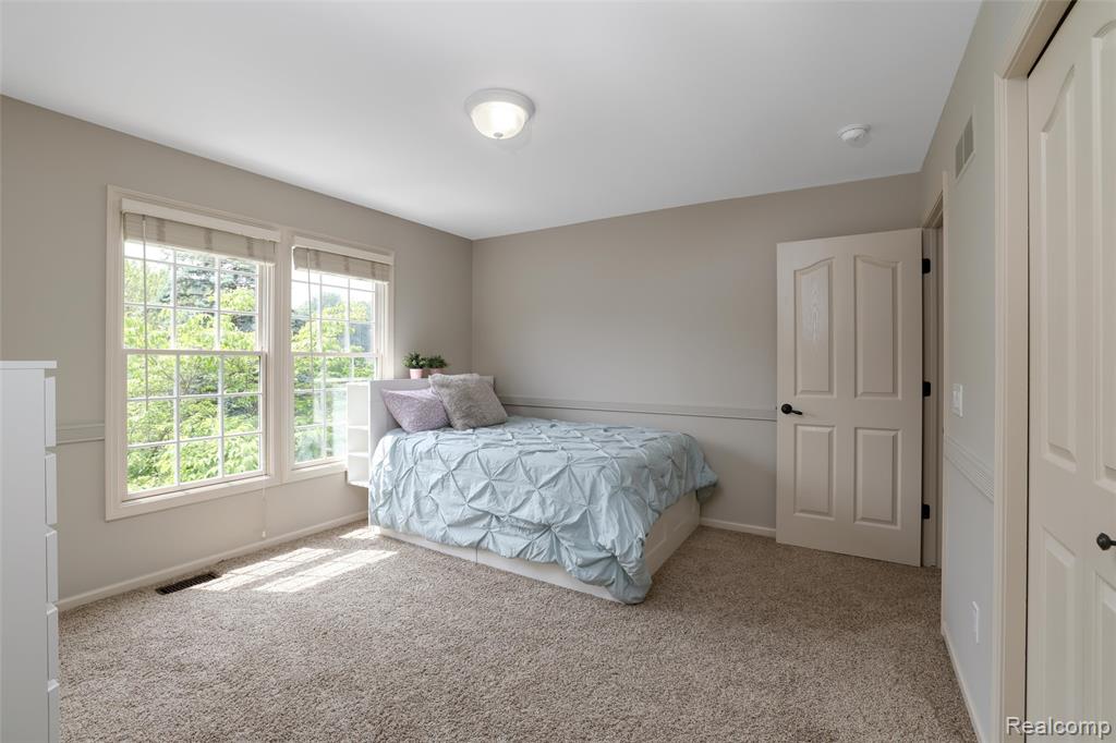 17590 White Pine Court, Northville, MI 48168 — Photo 31
