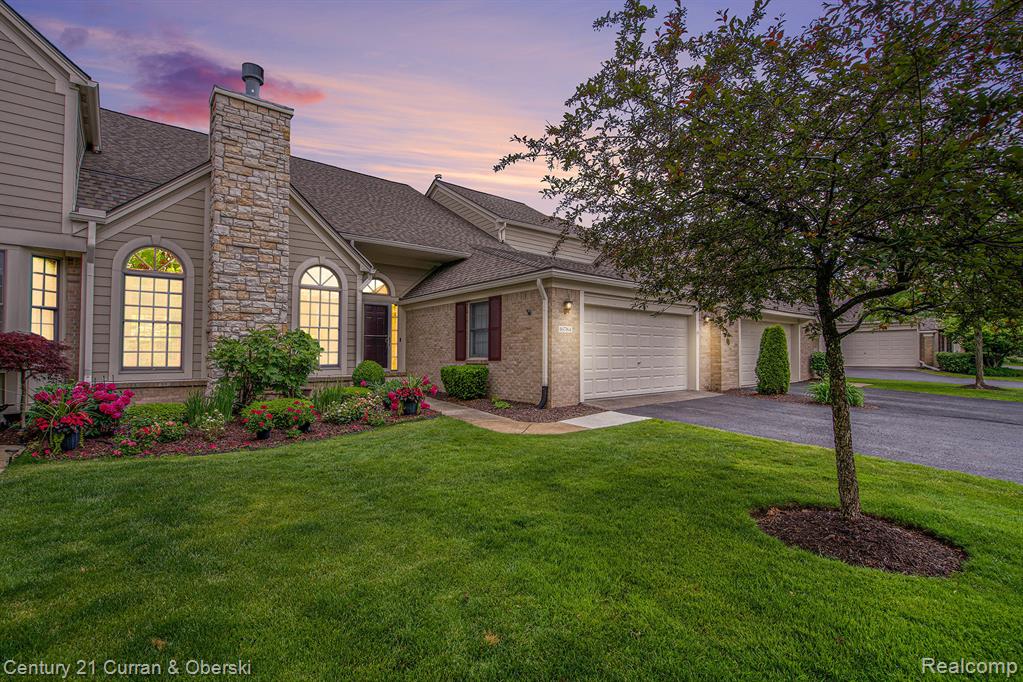 16784 Lyonhurst Circle, 93, Northville, MI 48168 — Photo 2