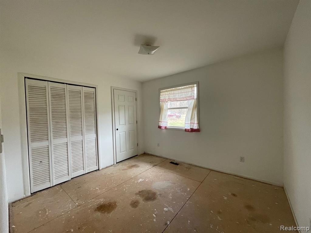 5559 Tipsico Lake Road, Holly, MI 48442 — Photo 11