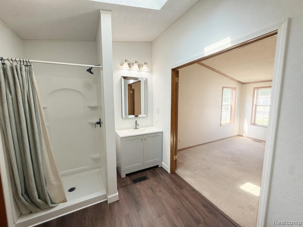 7023 Scarborough Lane, Whitmore Lake, MI 48189 — Photo 11