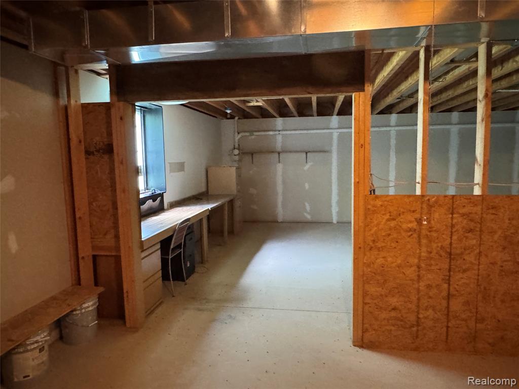 5402 Raubinger Road, Swartz Creek, MI 48473 — Photo 23