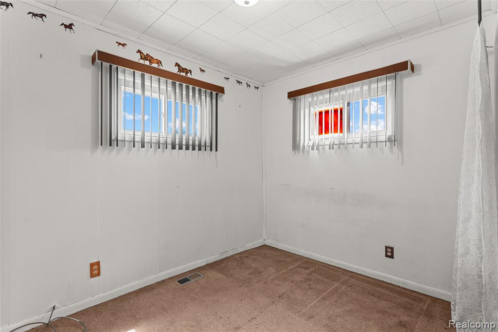 25245 Bell Road, New Boston, MI 48164 — Photo 33
