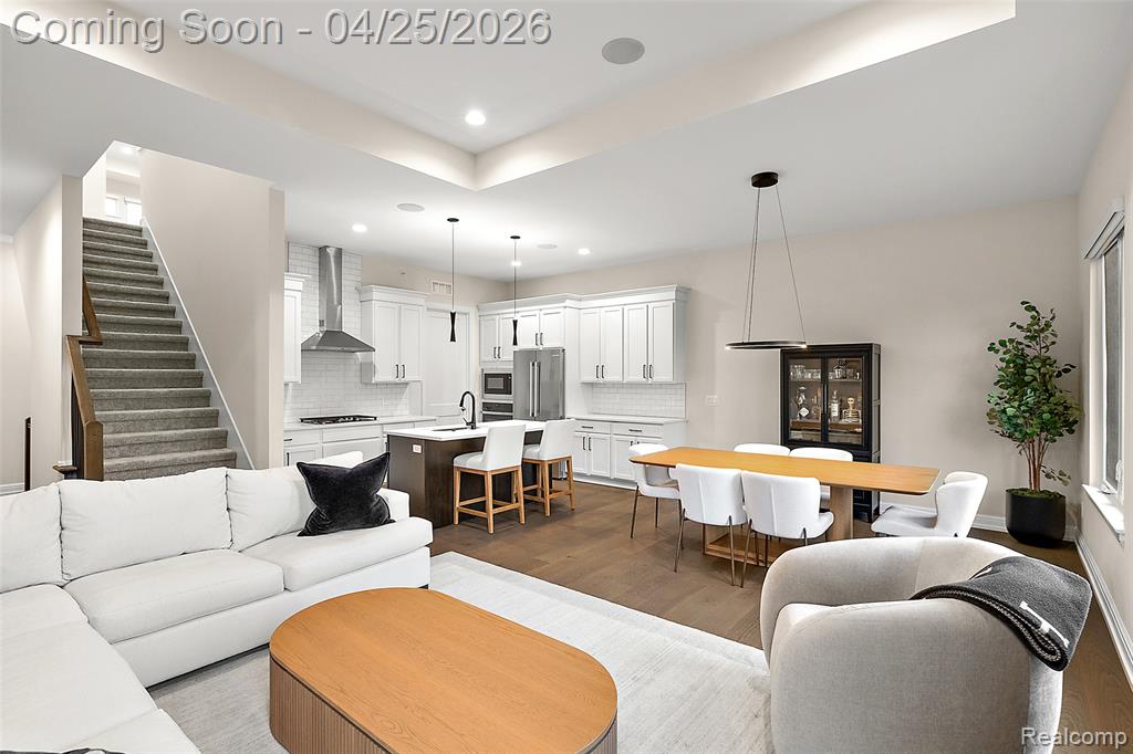 7487 Gramercy Circle, West Bloomfield, MI — Photo 8