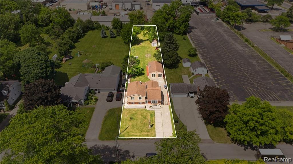 13575 Mercedes, Redford, MI 48239 — Photo 2