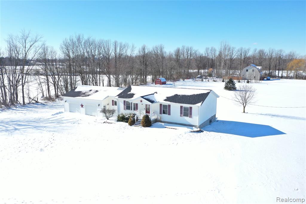 6941 Lake Pleasant Road, North Branch, MI 48461 — Photo 50