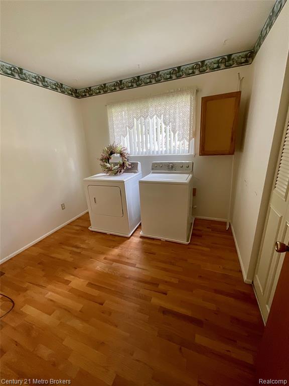 6272 Elro Street, Burton, MI 48509 — Photo 29