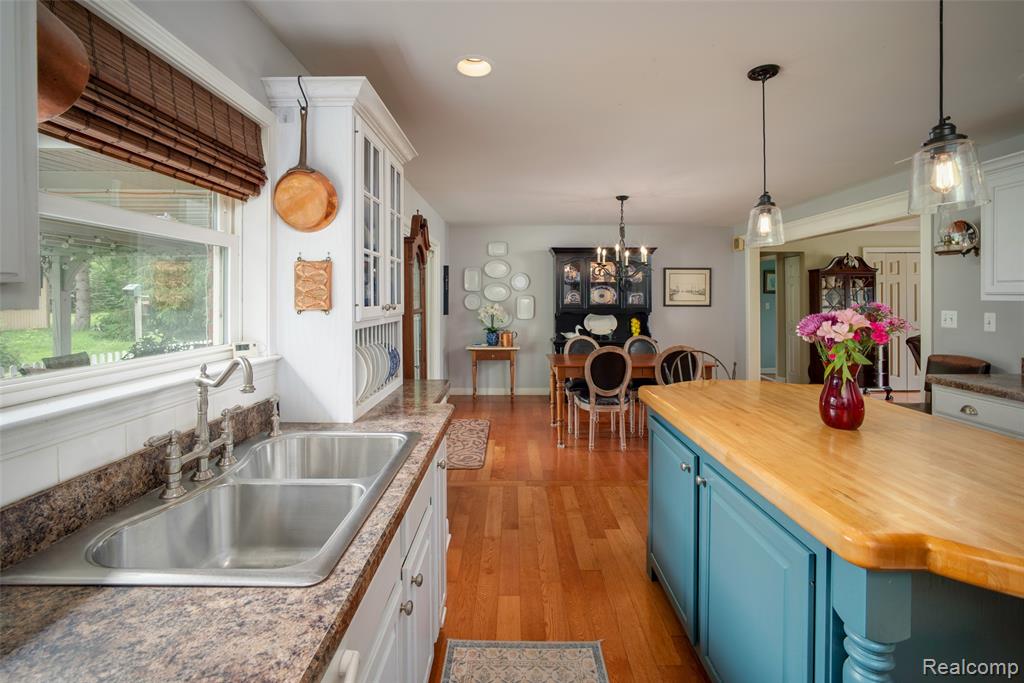 9404 River Road, Algonac, MI 48001 — Photo 11