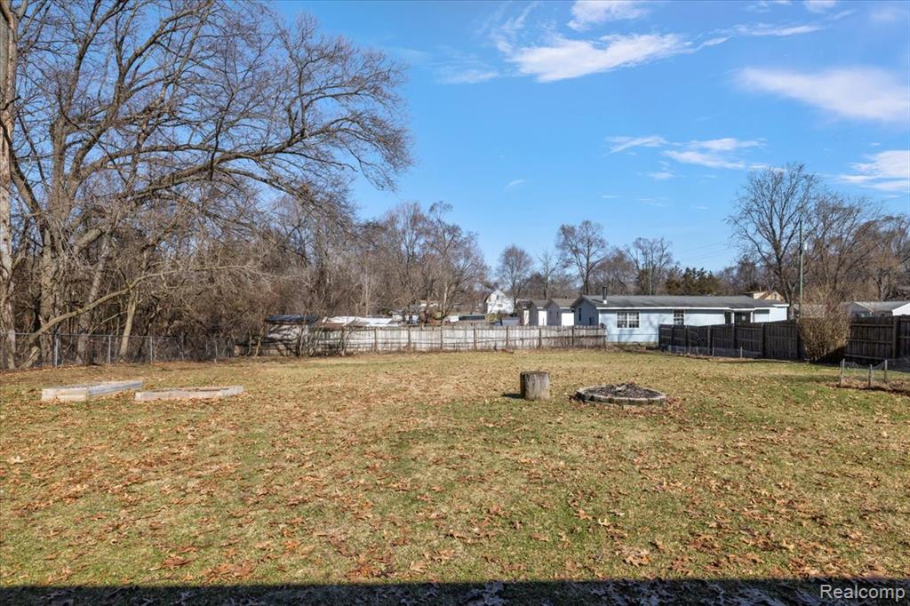 5275 Lake Grove Drive, White Lake, MI 48383 — Photo 51