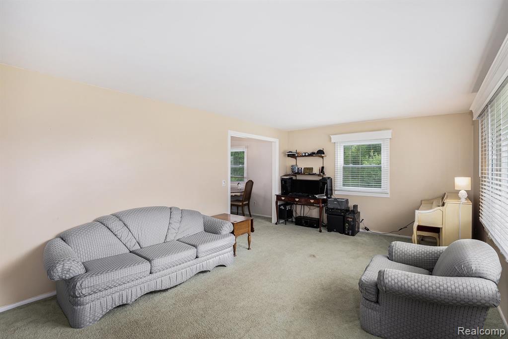 11508 Grand Blanc Road, Gaines Vlg, MI 48436 — Photo 9