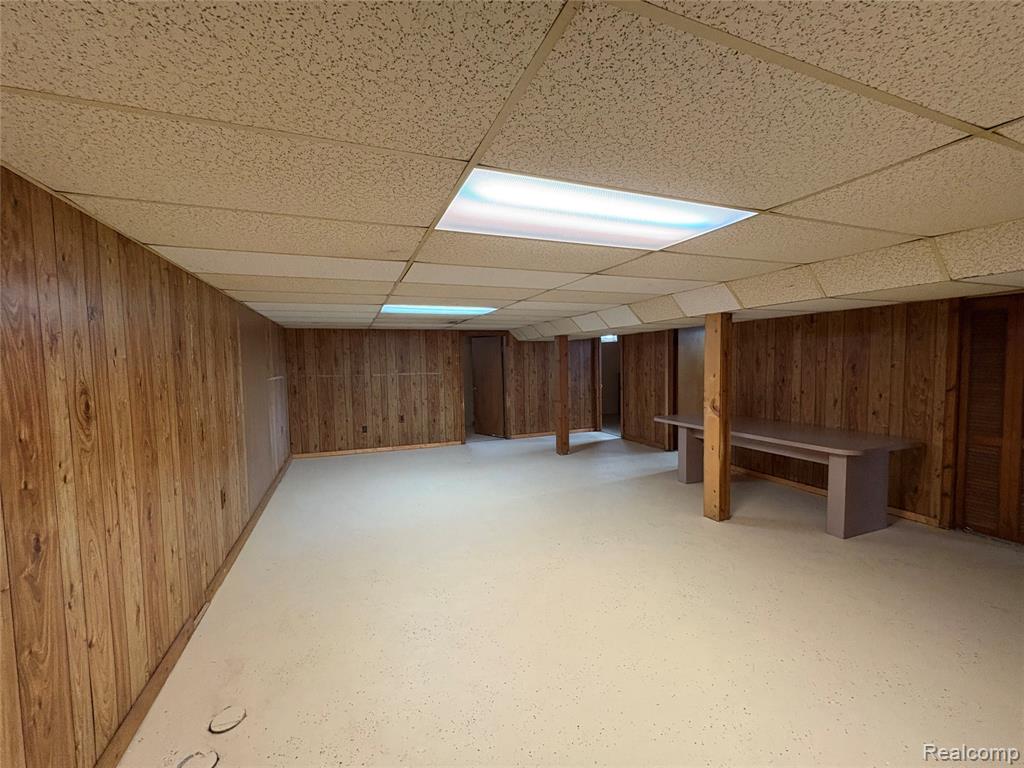 721 Cloverlawn Boulevard, Lincoln Park, MI 48146 — Photo 11
