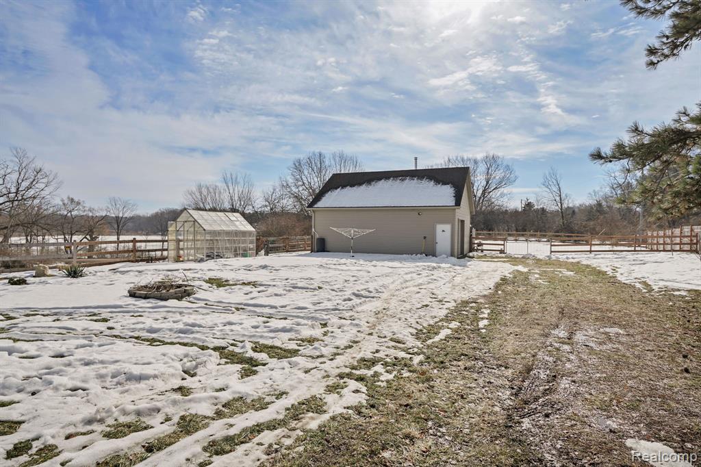 35 Leece Road, Ortonville, MI 48462 — Photo 36