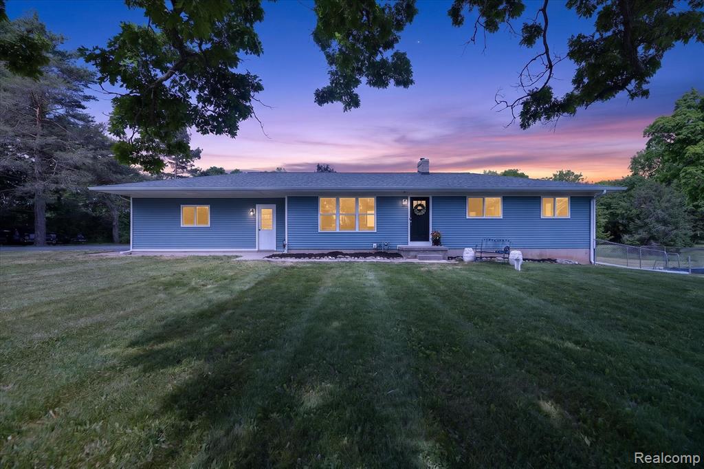 2250 Montague Road, Davison, MI 48423 — front exterior