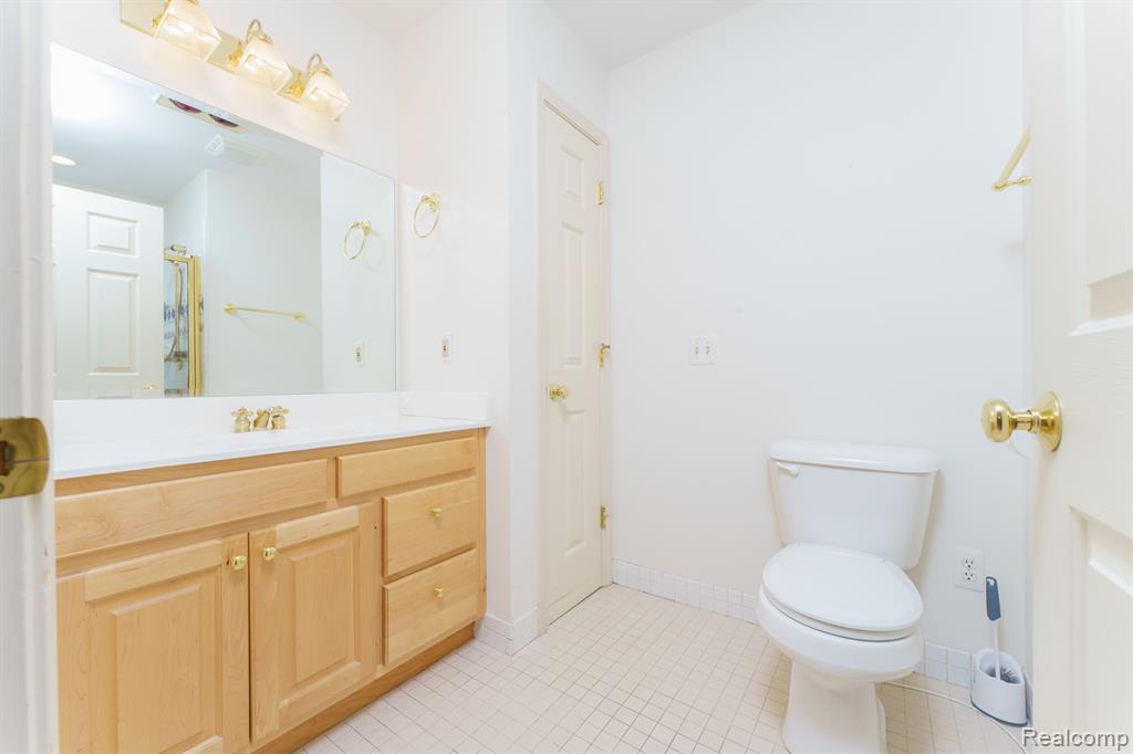 530 N GRAND Avenue, Fowlerville, MI 48836 — Photo 14