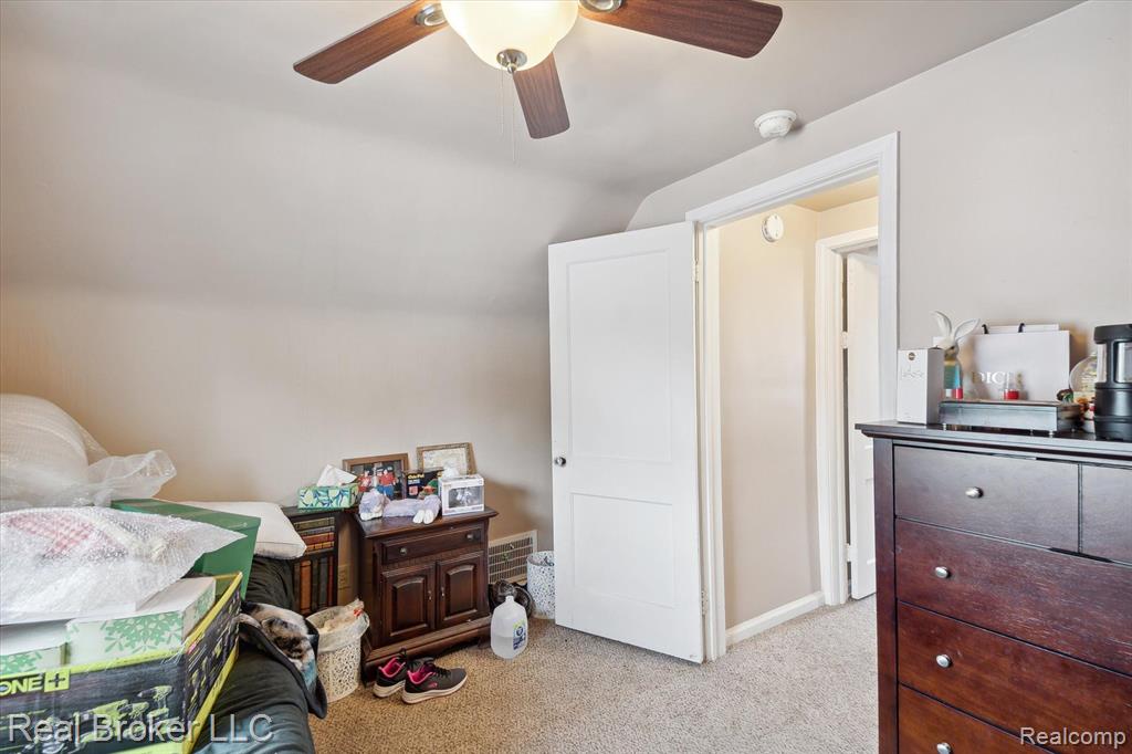 973 FORD Boulevard, Lincoln Park, MI 48146 — Photo 13