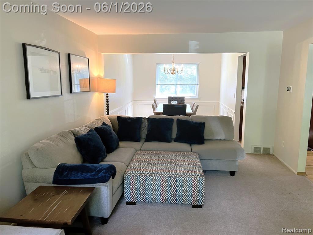 1707 Fox River Drive, Bloomfield Hills, MI 48304 — Photo 12