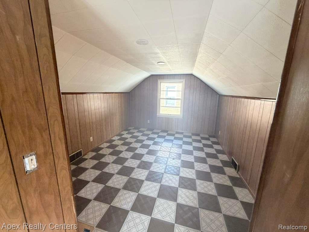 7232 Dolphin, Redford, MI 48239 — Photo 11