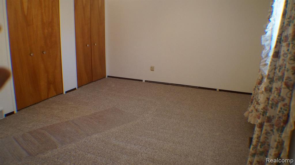 4609 CALVERT Court, Troy, MI 48085 — Photo 22