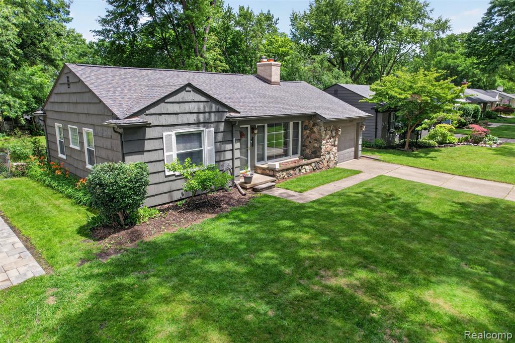 15690 Birwood Avenue, Beverly Hills, MI 48025 — Photo 33