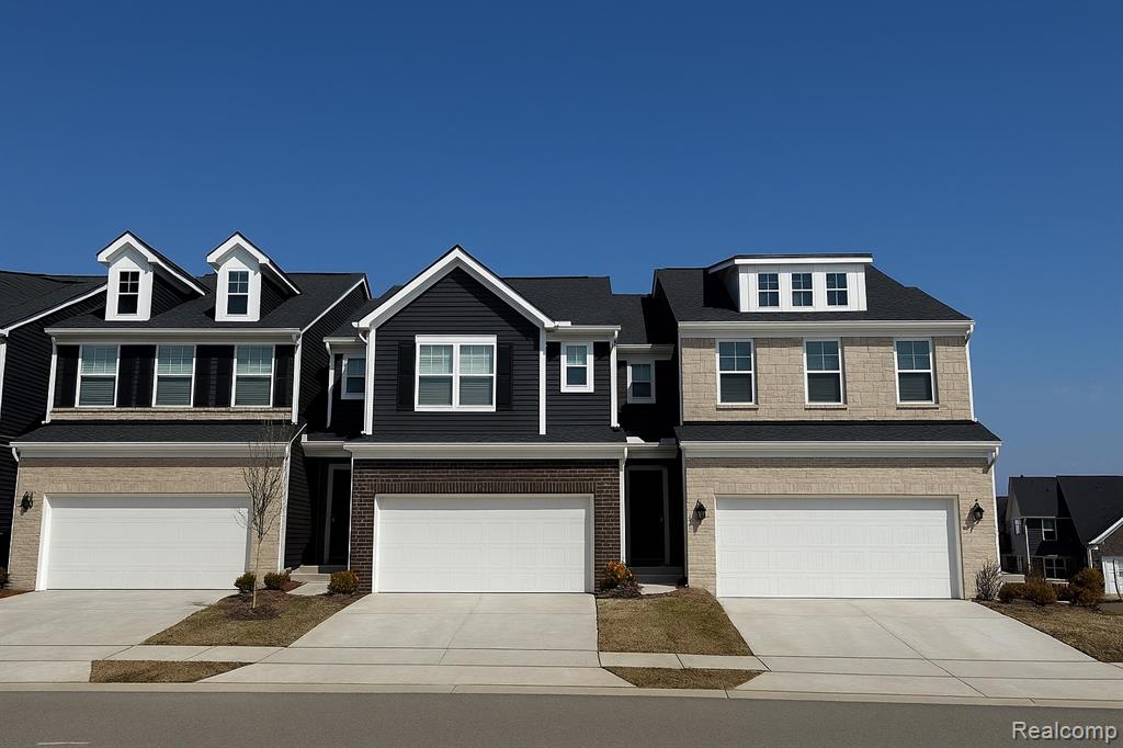 1477 Superior Drive, Milford, MI 48381