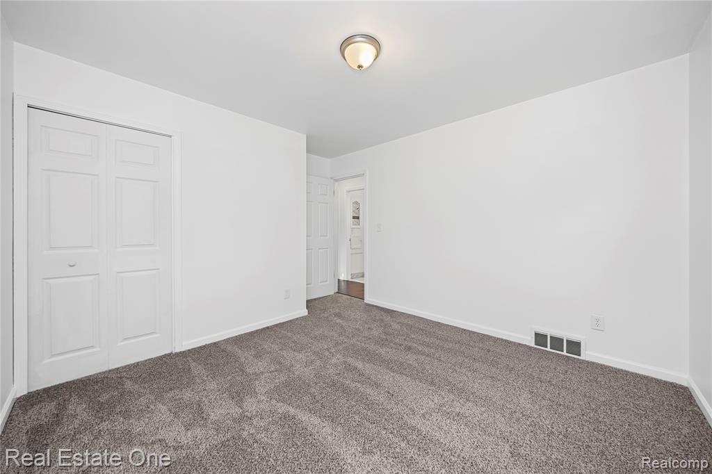 4296 Frazho Road, Warren, MI 48091 — Photo 13
