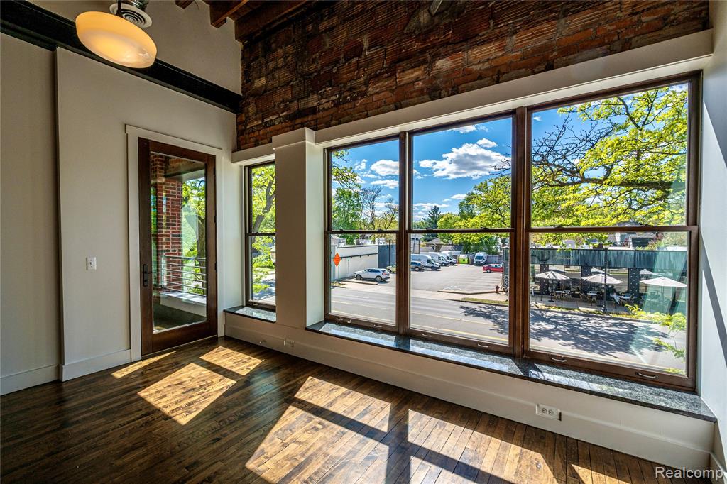 922 N Main Street, Royal Oak, MI 48067 — Photo 15