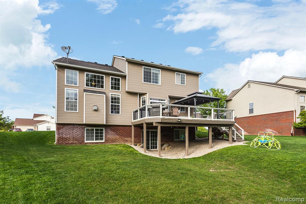 58799 CARRIAGE Lane, South Lyon, MI 48178 — Photo 34