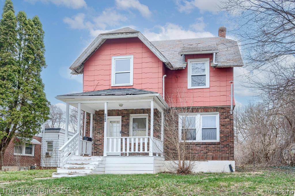 808 N Chevrolet Avenue, Flint, MI 48504 — front exterior