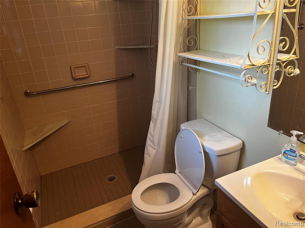 14924 Hough Road, Allenton, MI 48002 — Photo 16
