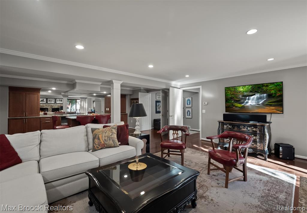 969 Bloomfield Woods, Bloomfield Hills, MI 48304 — Photo 54
