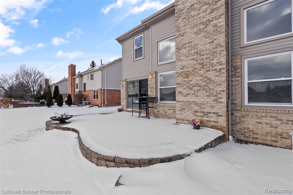 46985 Glastonbury Drive, Canton, MI 48188 — Photo 50